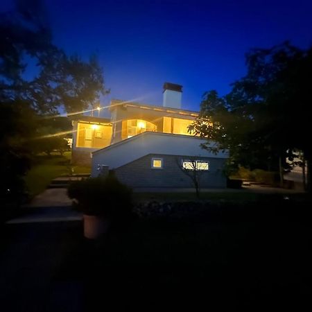 Vacation Family House On The Beach Stara Novalja Exterior photo